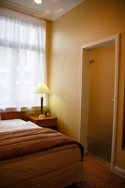Frundts Hotel Wismar Room photo